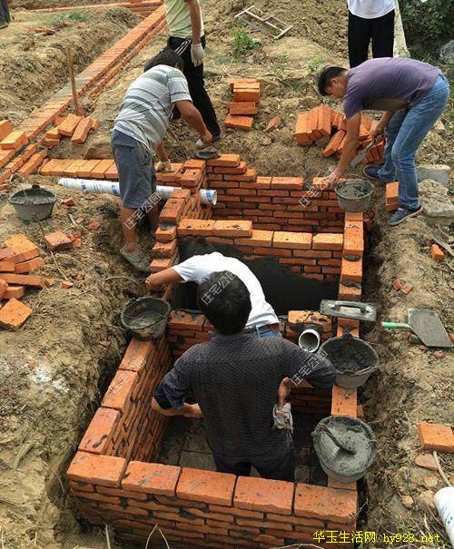 农村自建别墅三格化粪池,比城里还干净